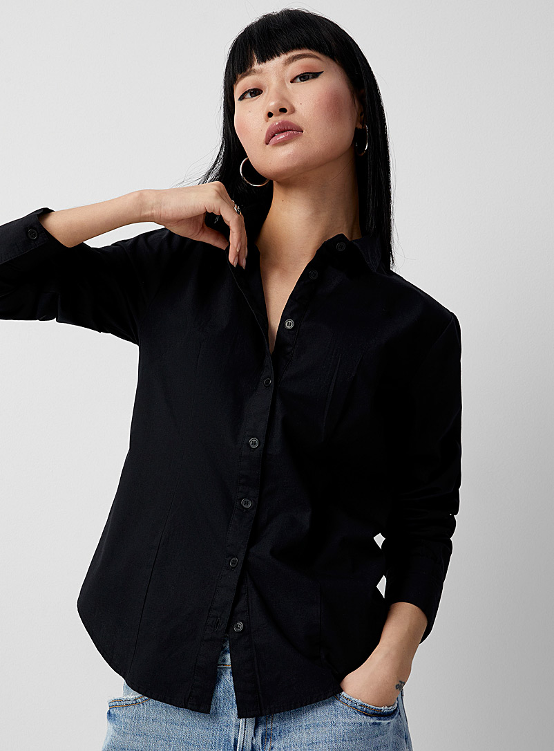Twik: La chemise ajustée pur coton Noir pour femme