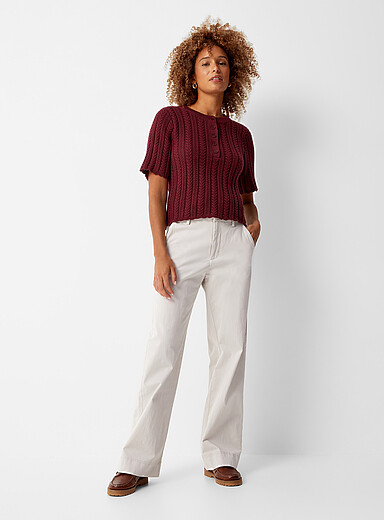Part Two: Le pantalon chino color&eacute; <b>Coupe : jambe large, taille r&eacute;guli&egrave;re</b> Blanc cass&eacute; pour femme