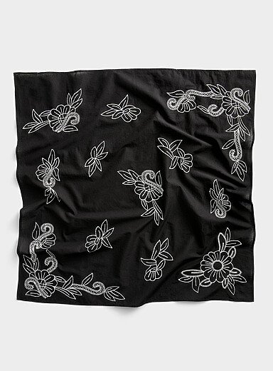 Organic cotton embroidered flower scarf