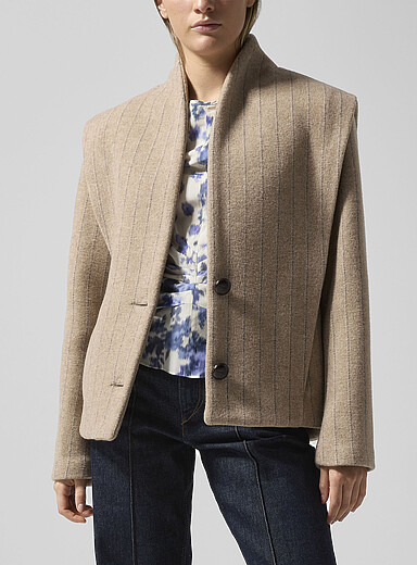 Dyogo short wool overcoat