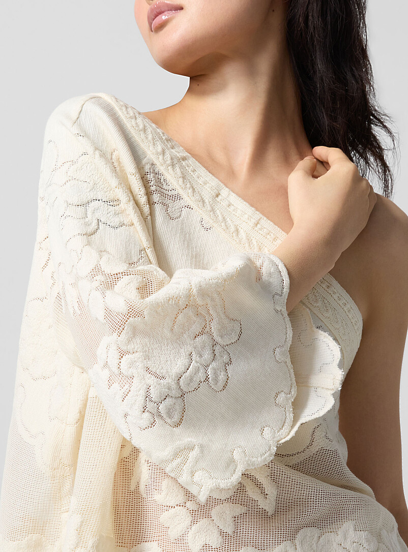Shilo floral guipure asymmetrical blouse product image 2