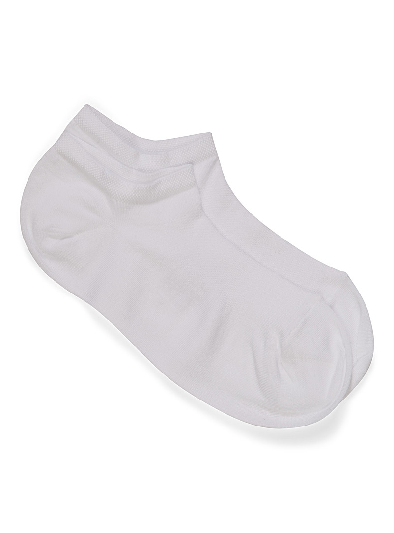 Bleuforêt White Lisle no-show socks for women
