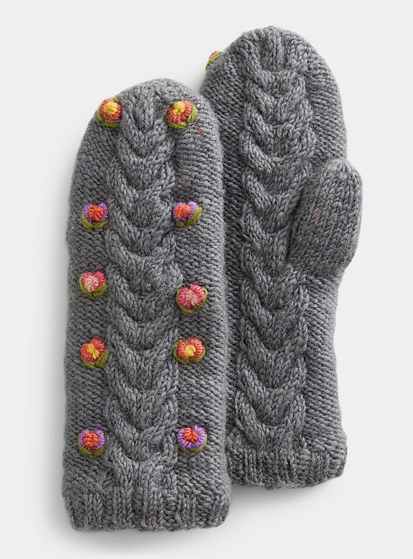 Simons Light Grey Ingrid mittens for women