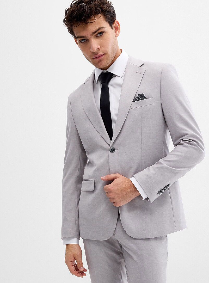 Soul of London Raspberry/Cherry Red Twill minimalist suit <b>Slim fit</b> for men