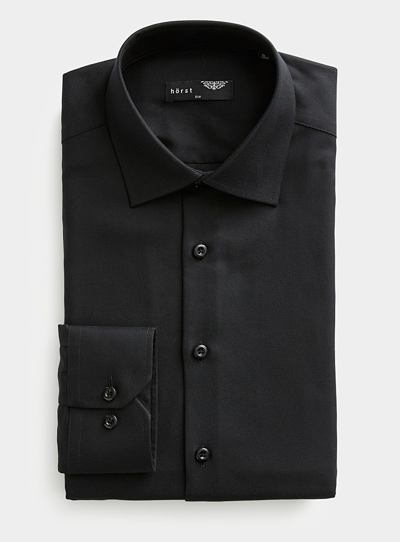 Hörst: La chemise twill monochrome Coupe ajustée Noir pour homme