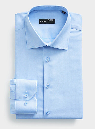 La chemise twill monochrome <b>Coupe ajust&eacute;e</b>