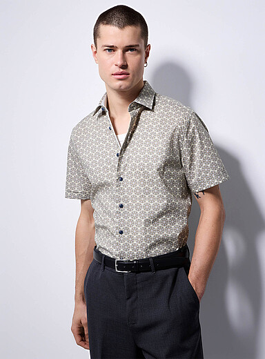 Retro medallion shirt <b>Modern fit</b>