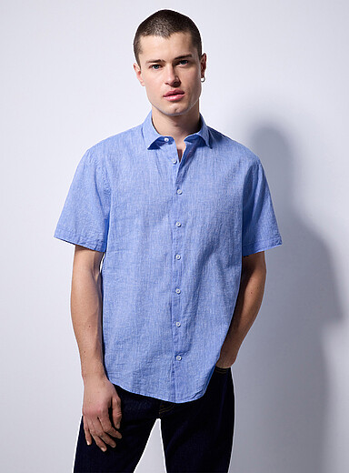 La chemise lin fa&ccedil;on chambray <b>Coupe moderne</b>