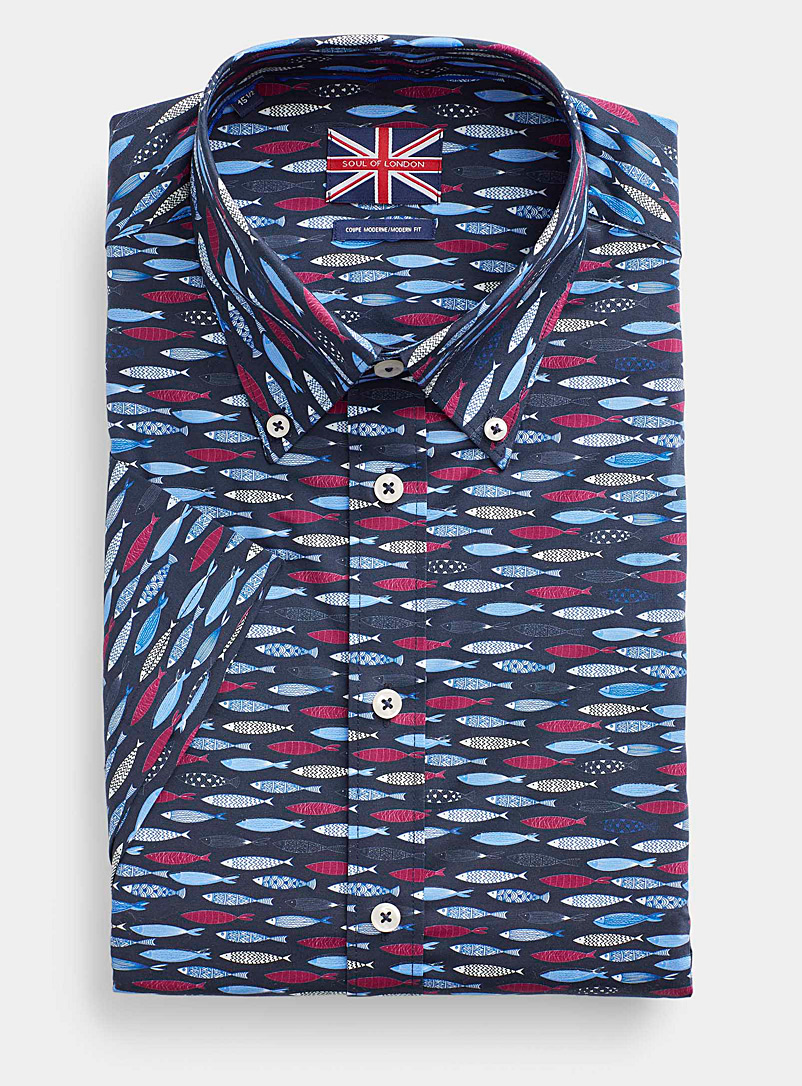 Soul of London: La chemise à manches courtes poissons ludiques Coupe moderne Bleu à motifs pour homme