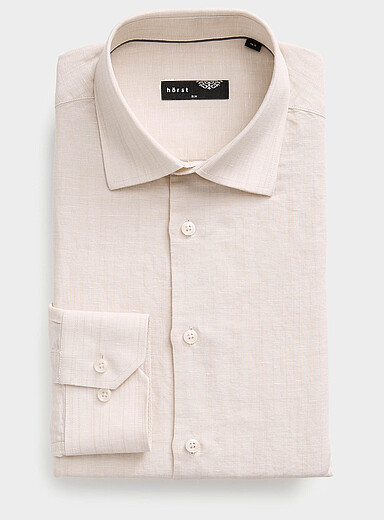 La chemise chambray lin et coton <b>Coupe ajust&eacute;e</b>