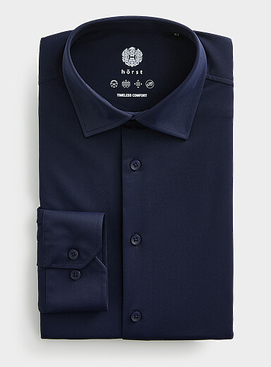 La chemise ultra-extensible unie <b>Coupe ajust&eacute;e</b>