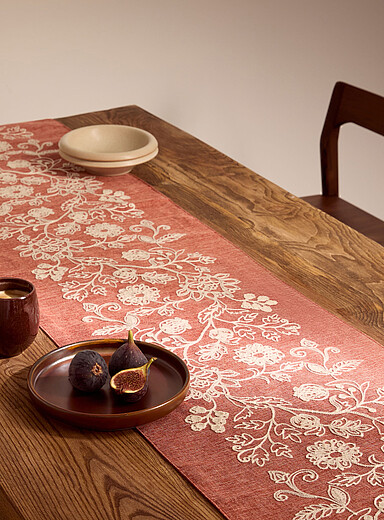 Floral embroidery textured table runner