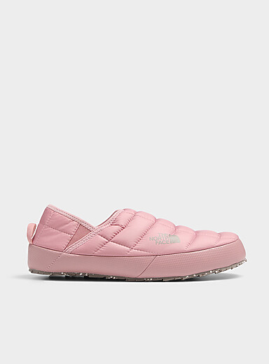 The North Face: La pantoufle mule Thermoball<sup>MC</sup> Traction V Femme Rose pour femme