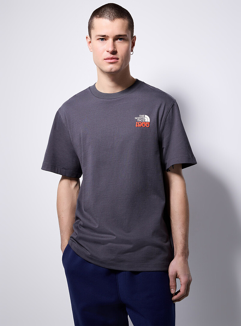 T-shirt homme cintré col rond côtelé 160 g/m² | TENUE COMPLÈTE T-shirt homme cintré col rond côtelé 160 g/m² | TENUE COMPLÈTE