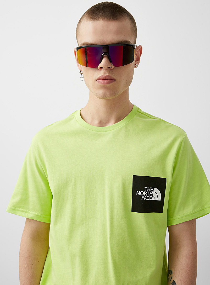 The North Face: Le t-shirt Black Box graphique Vert vif-irlandais-émerau pour homme