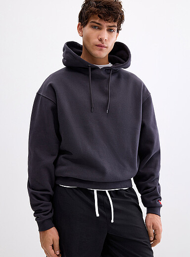 Le sweat capuchon envers molleton Red Box