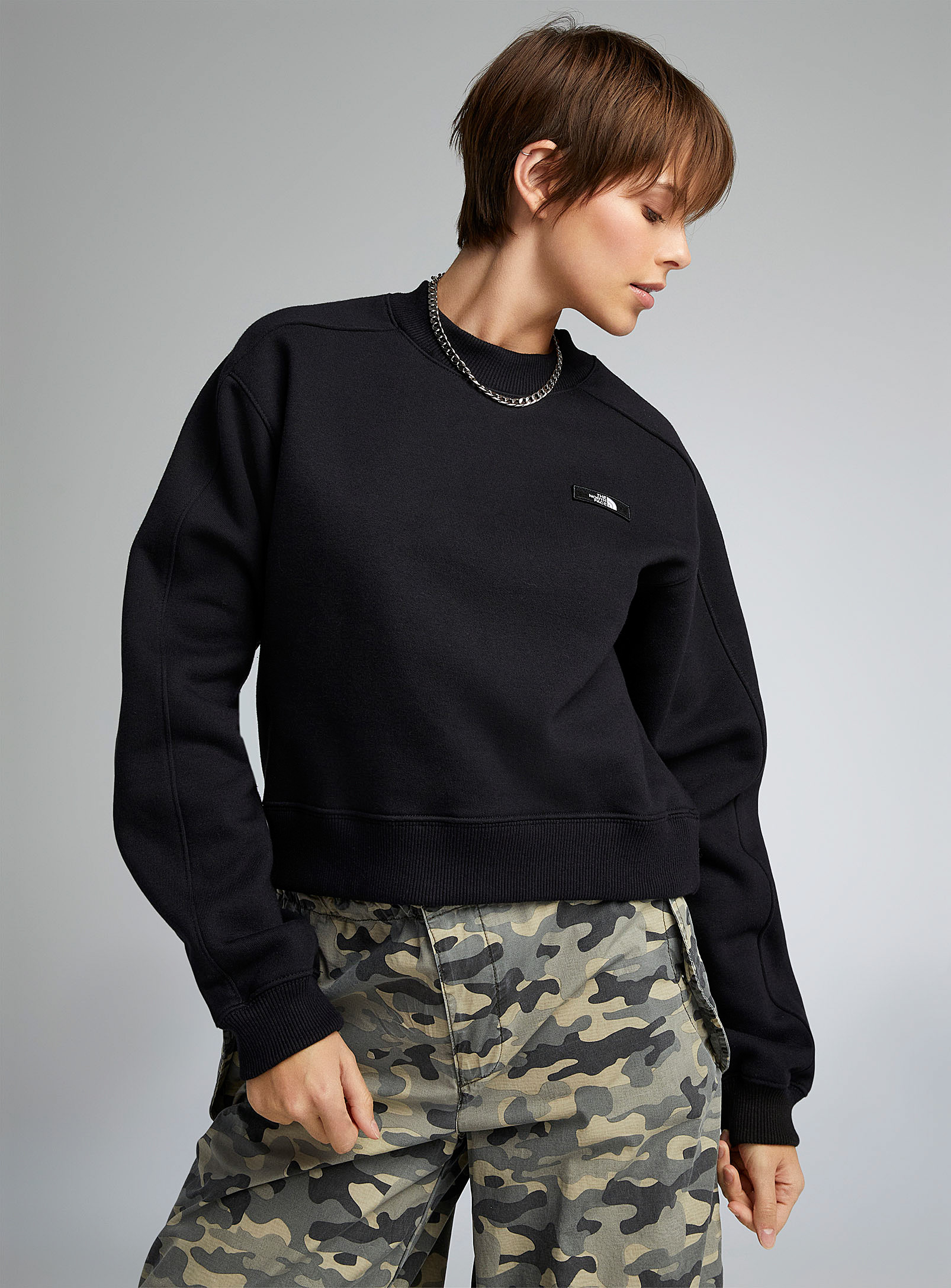 The North Face Logo Patch Boxy-fit Sweatshirt In Black