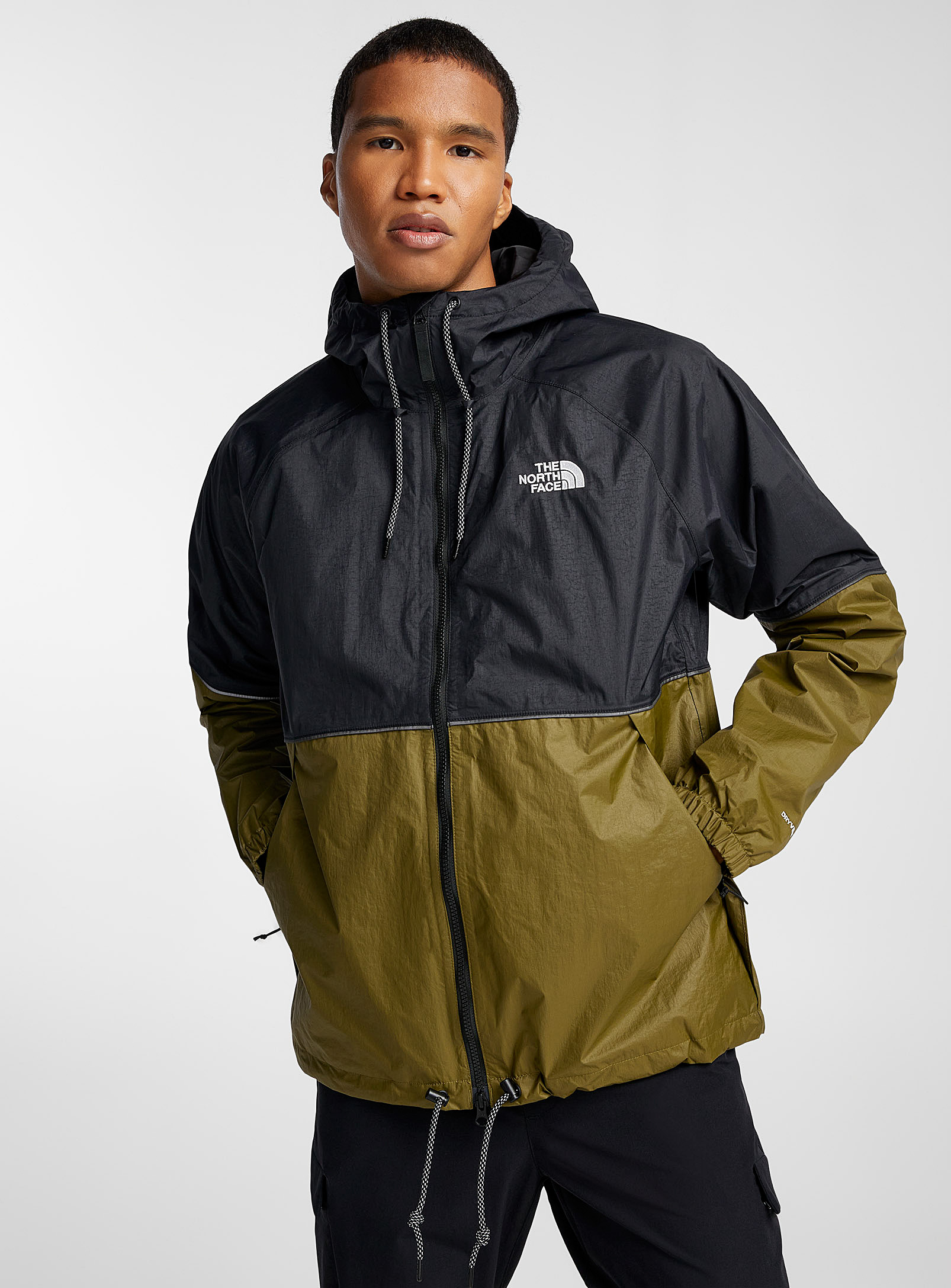 The North Face Antora Hooded Raincoat In Mossy Green
