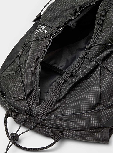 Borealis Trail backpack 16 L