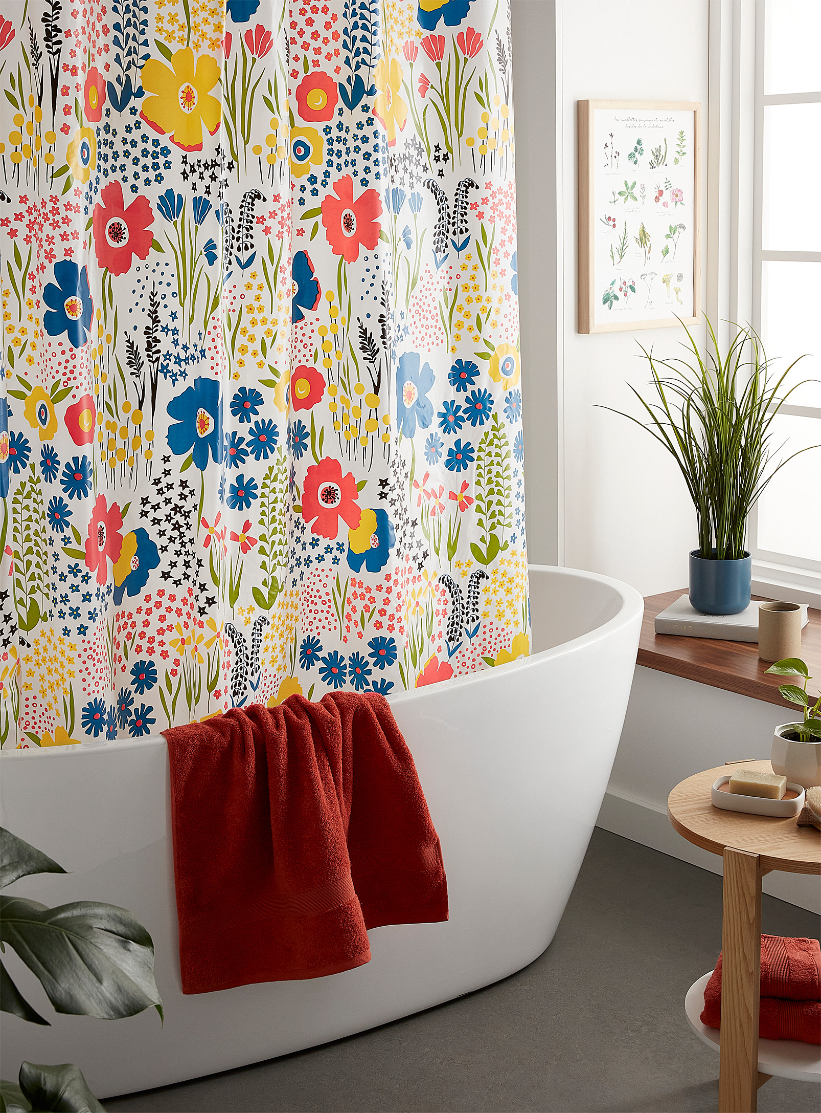 Simons Maison - Striking floral PEVA shower curtain
