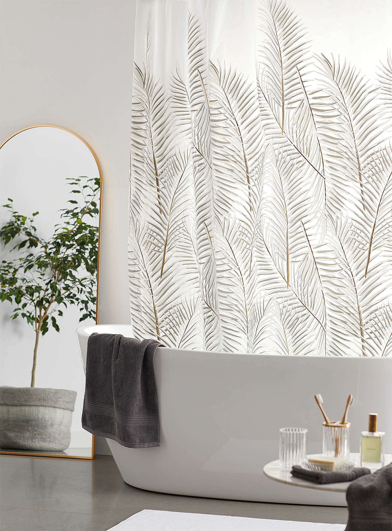 Simons Maison Palm Leaves Peva Shower Curtain In Patterned Ecru