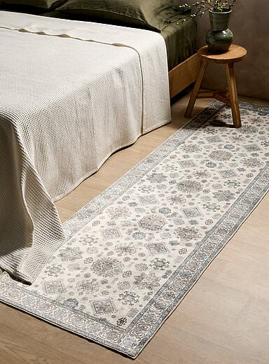 Soothing medallions washable hallway rug 76 x 244 cm