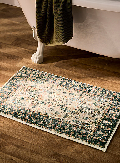 Le tapis de bain mousse m&eacute;moire fleurs mystiques 50 x 80 cm