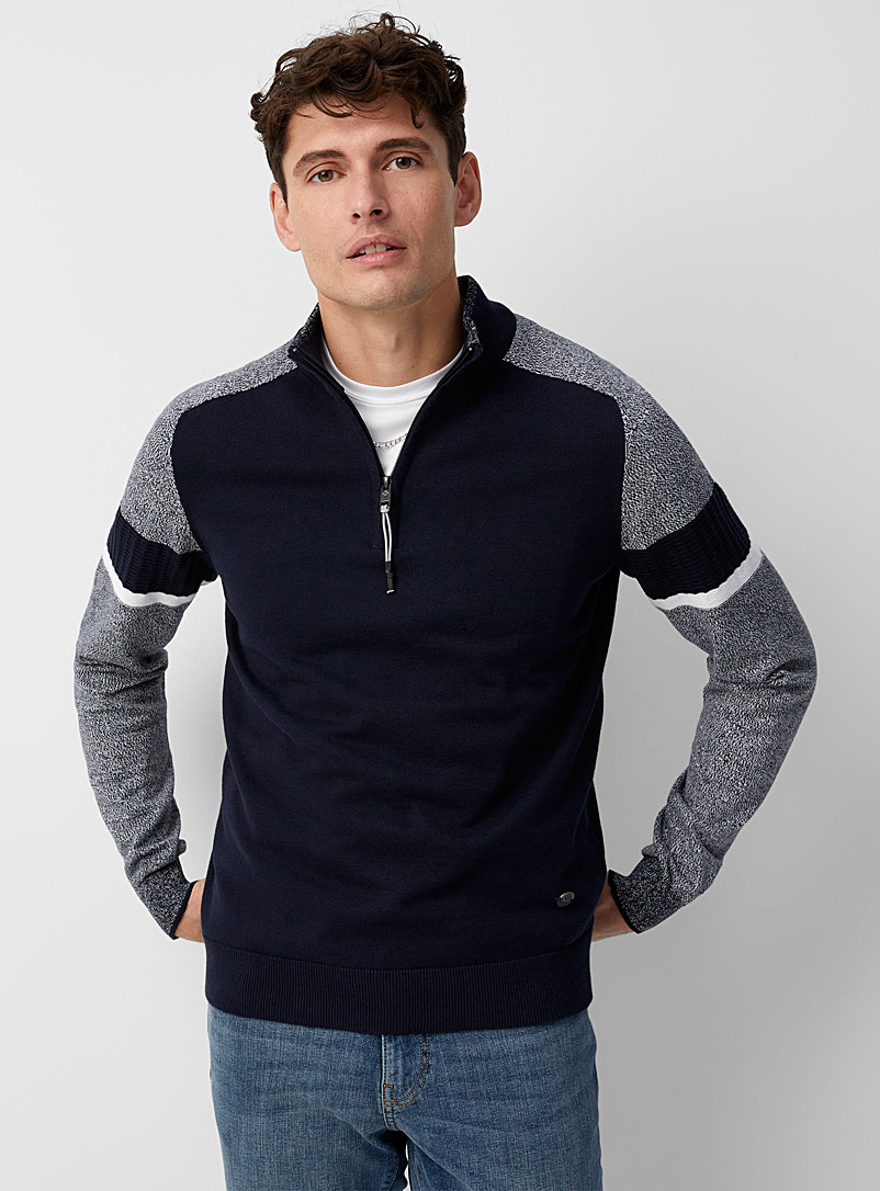 Point Zero Patterned Blue Accent raglan sleeve sweater for men