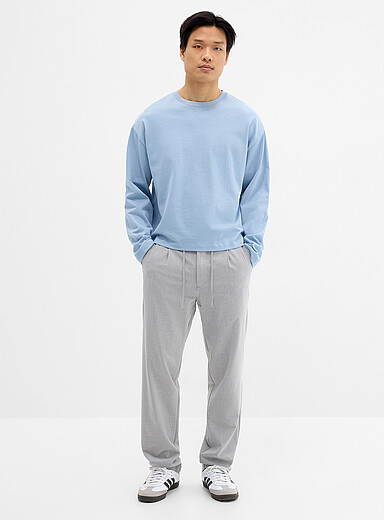 Pleated stretch pant <b>Straight fit</b>