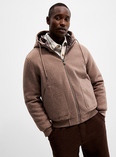 Point Zero: Le blouson feutre &agrave; capuchon Sable pour homme