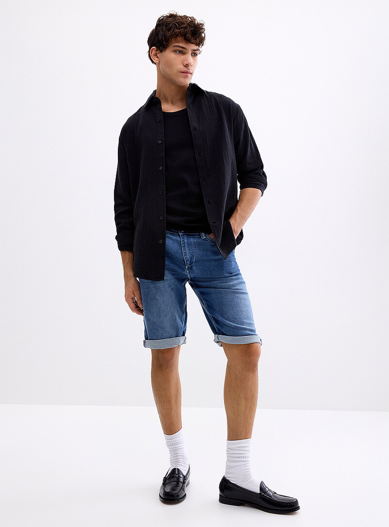 Knit-Like Underside Faded-Blue Denim Bermudas