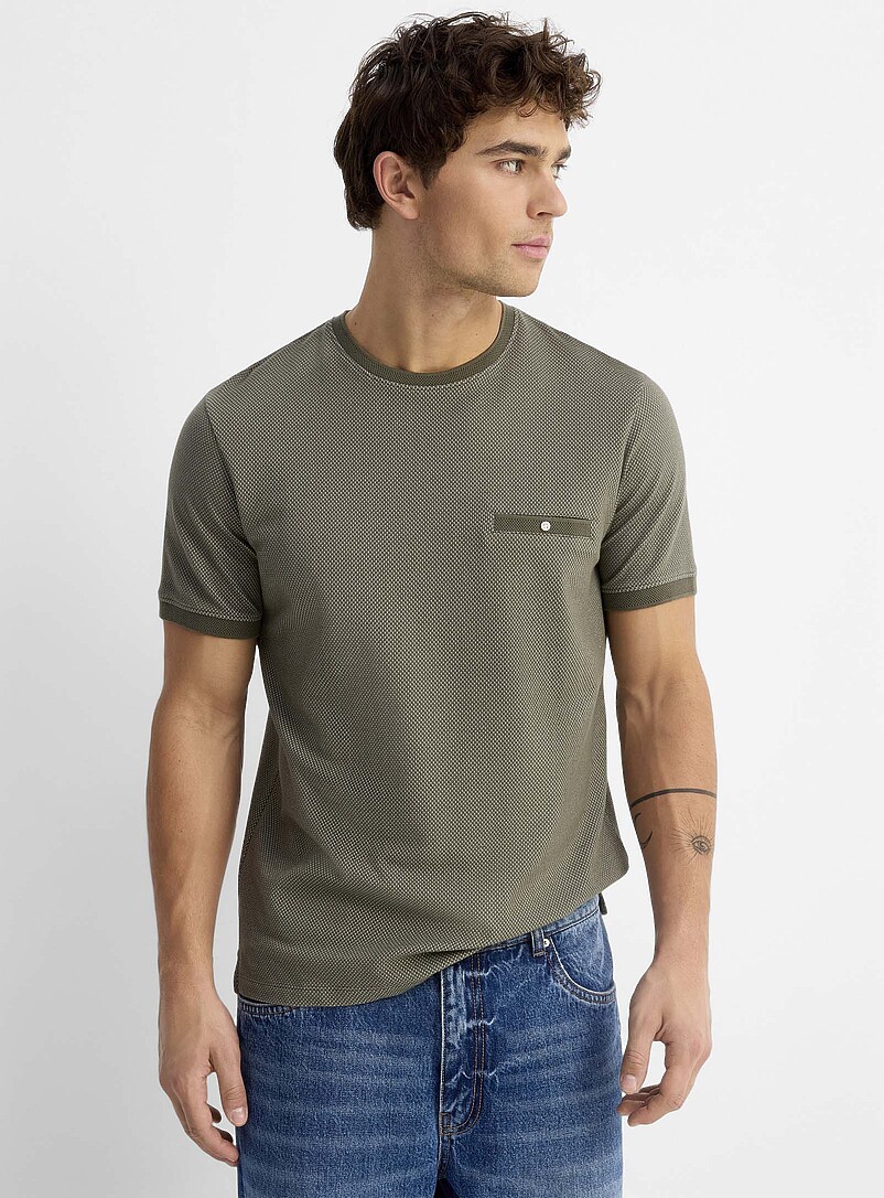t-shirts-et-camisoles-pour-homme-simons-canada