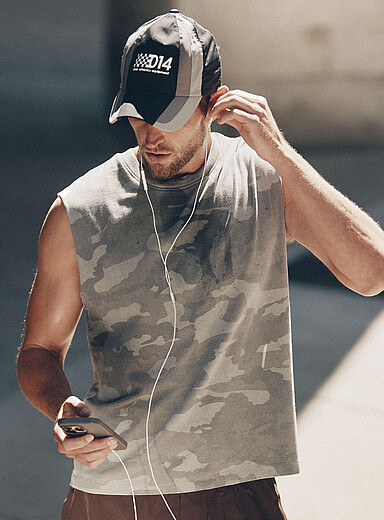 Faded organic cotton muscle tee