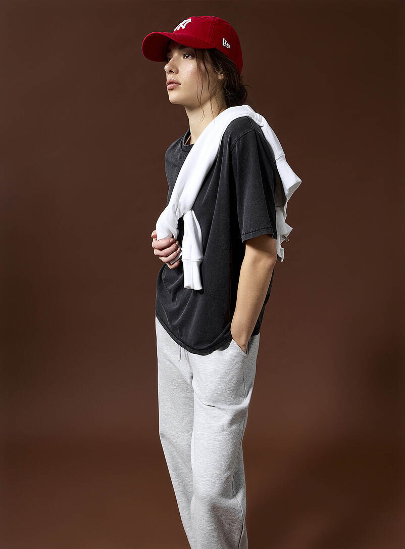 I.FIV5: Le t-shirt ample carr&eacute; d&eacute;lav&eacute; Oxford pour femme