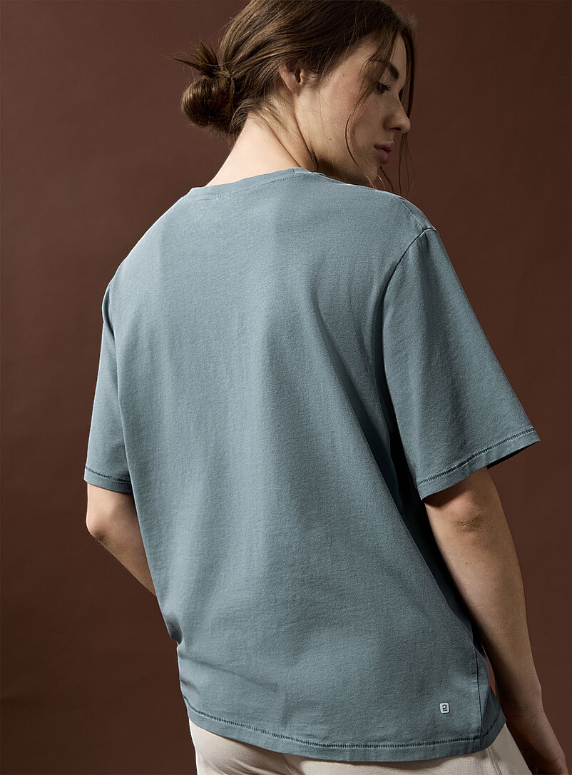 I.FIV5: Le t-shirt ample carr&eacute; d&eacute;lav&eacute; Oxford pour femme