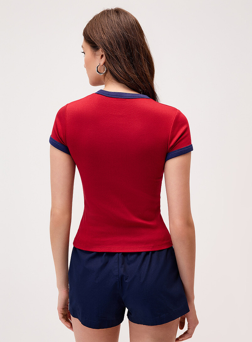 Twik Green  Contrasting trim T-shirt <b>Super slim fit</b> for women