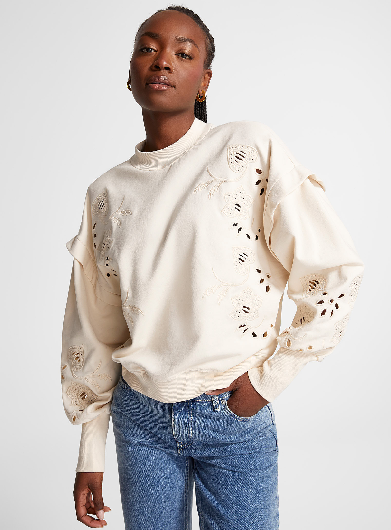 Icone Openwork Embroidered Patterns Loose Sweatshirt In Ivory White