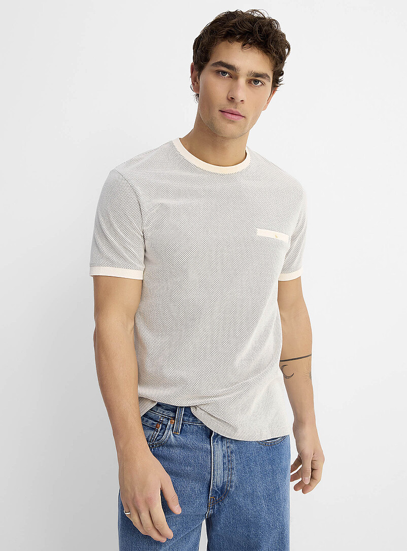 Embossed honeycomb T-shirt Standard fit product image (primary)