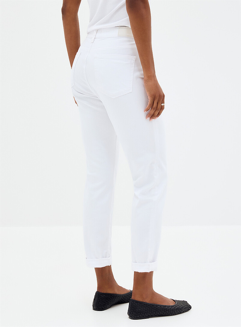 Mavi White Kathleen white rolled-hem jean <b>Fit: slim boyfriend leg, mid-rise waist</b> for women