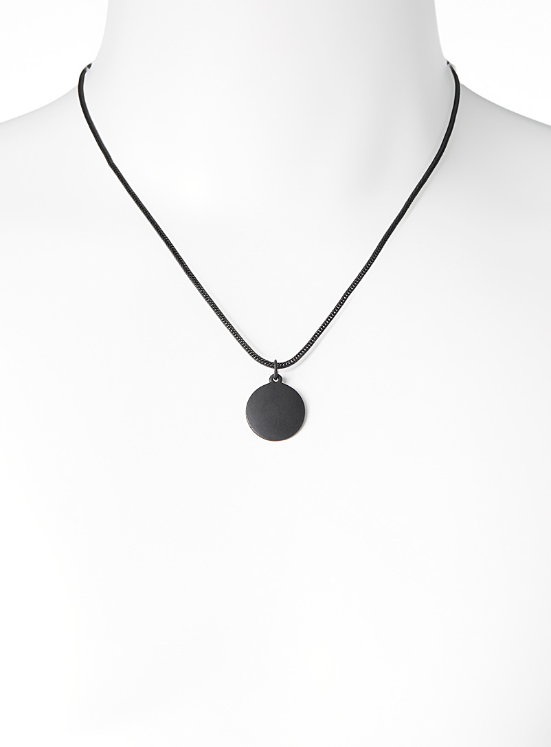 Le 31: La chaîne pendentif monochrome Noir à motifs pour homme