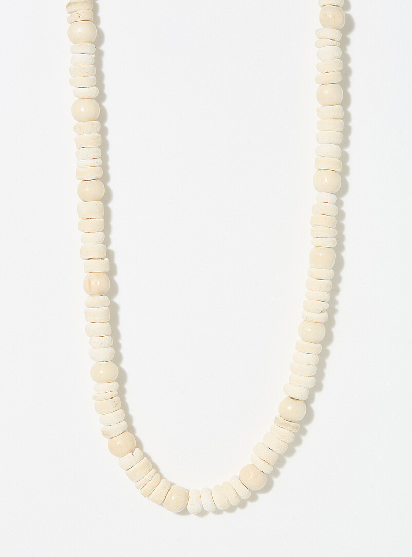Wooden bead necklace product image (primary)