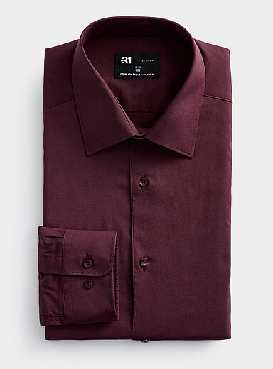 Le 31: La chemise unie extensible <b>Coupe athl&eacute;tique</b> Bourgogne pour homme