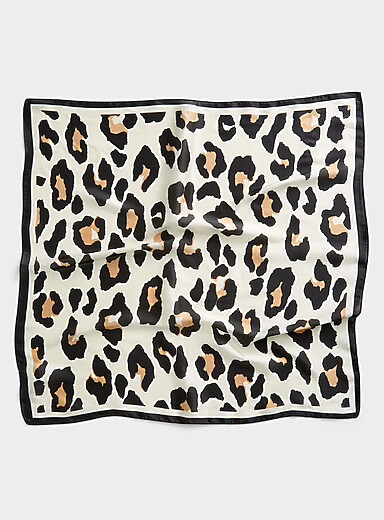 Leopard pattern tie scarf