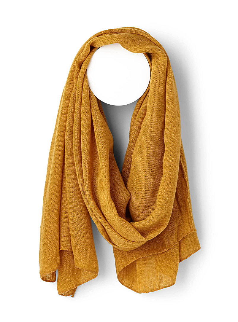 Simons Golden Yellow Light knit scarf for women