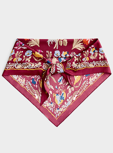 Garden fairy satiny triangular scarf