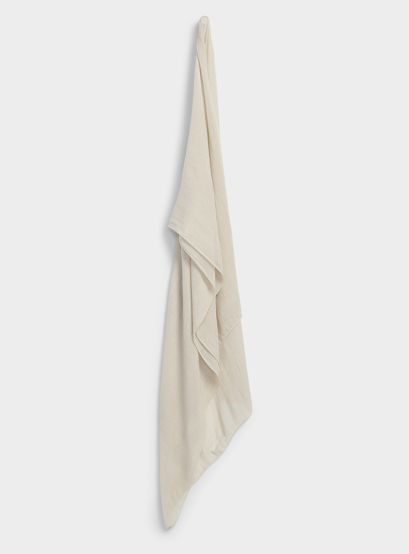 Simon's Rolled Trim Solid Scarf In White