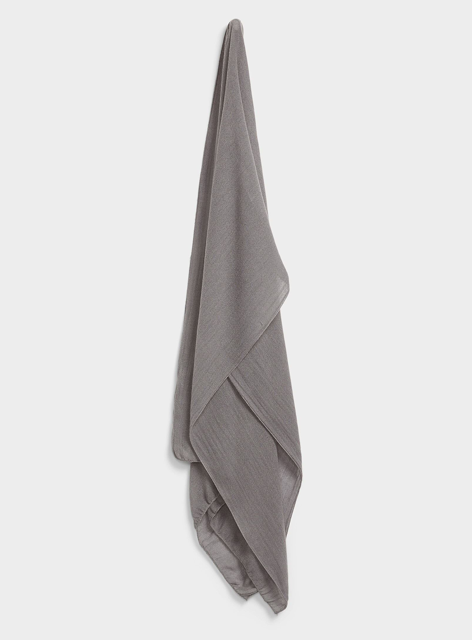 Simon's Rolled Trim Solid Scarf In Brown