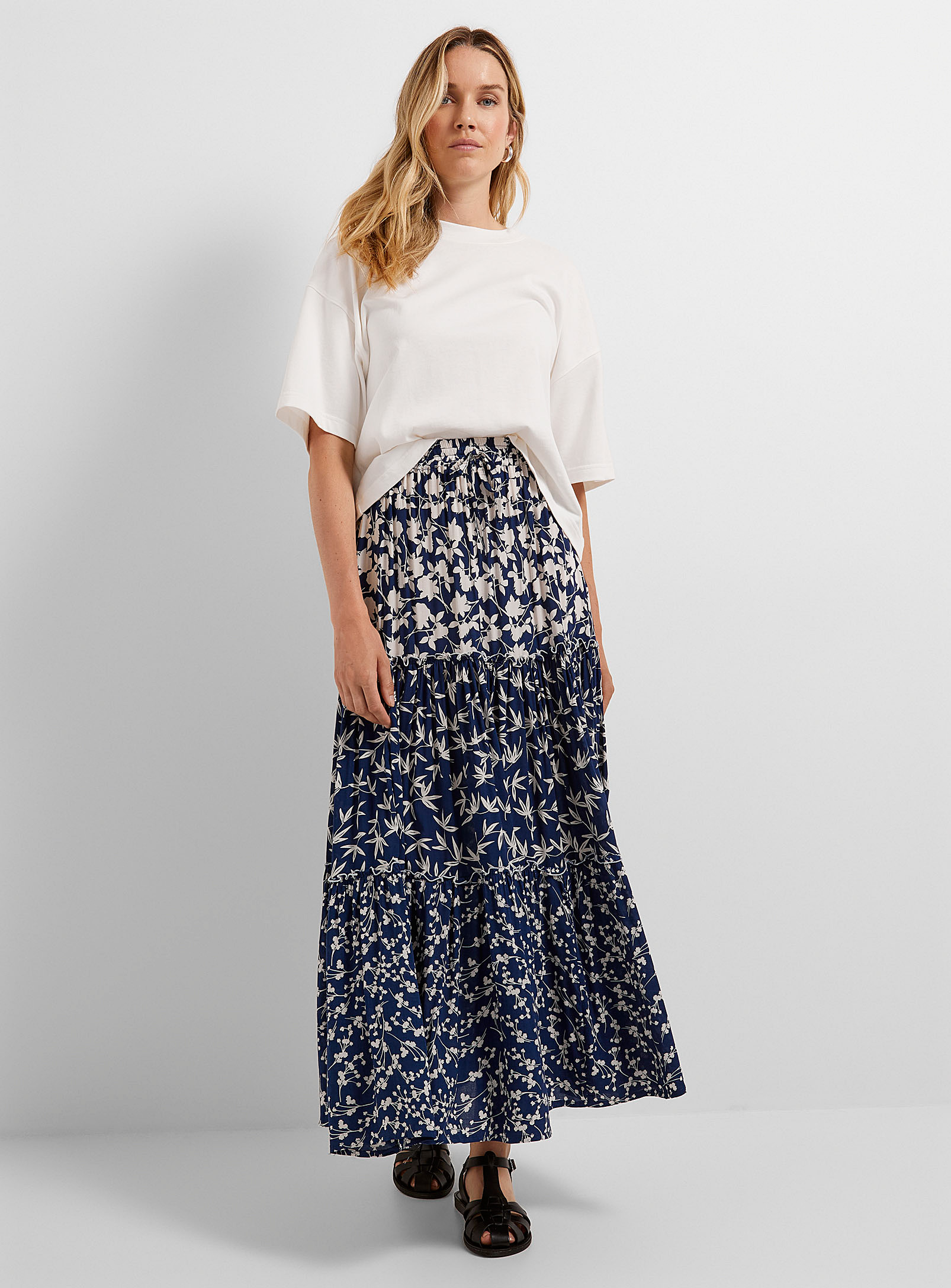 Contemporaine - Women's Flowers and foliage tiered flared maxi dress