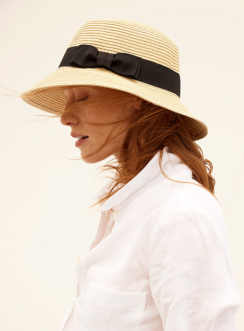 Parkhurst Ivory/Cream Beige Contrasting bow cloche hat for women