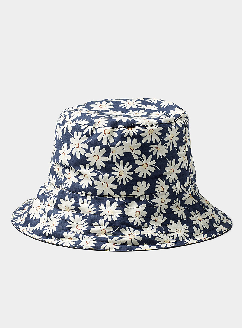 Parkhurst Patterned Blue Daisy field bucket hat for women